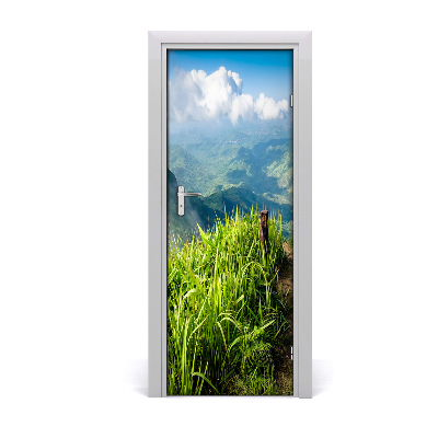 Ajtóposzter Hegyi ösvény zöld fű