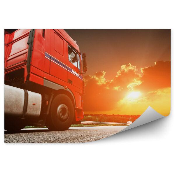 Fotótapéta Piros teherautó a naplemente háttérben