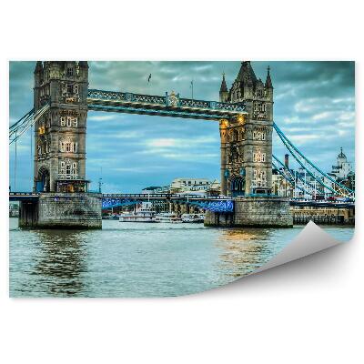 Fotótapéta Anglia víztorony híd város felhős égbolt