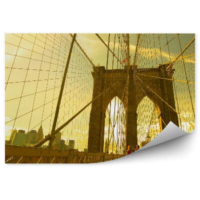 Fotótapéta Egy pár sétál a Brooklyn hídon