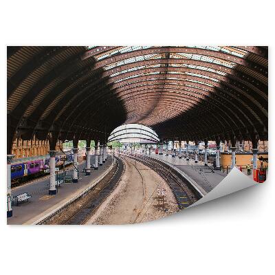 Fotótapéta Vonat peron sínek a vasútállomáson