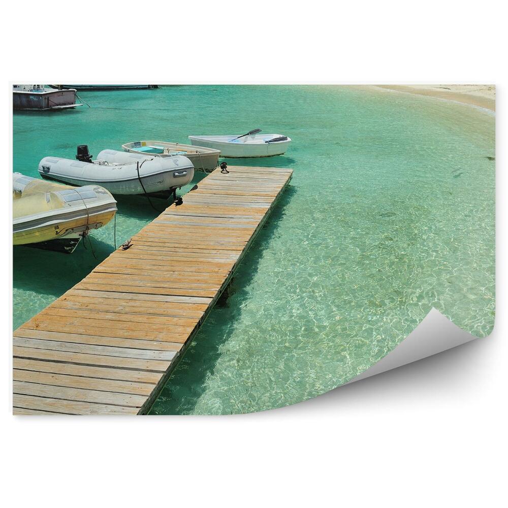 Öntapadós fotótapéta falra Pier csónakok jachtok pontonok fák növények strand óceán tenger