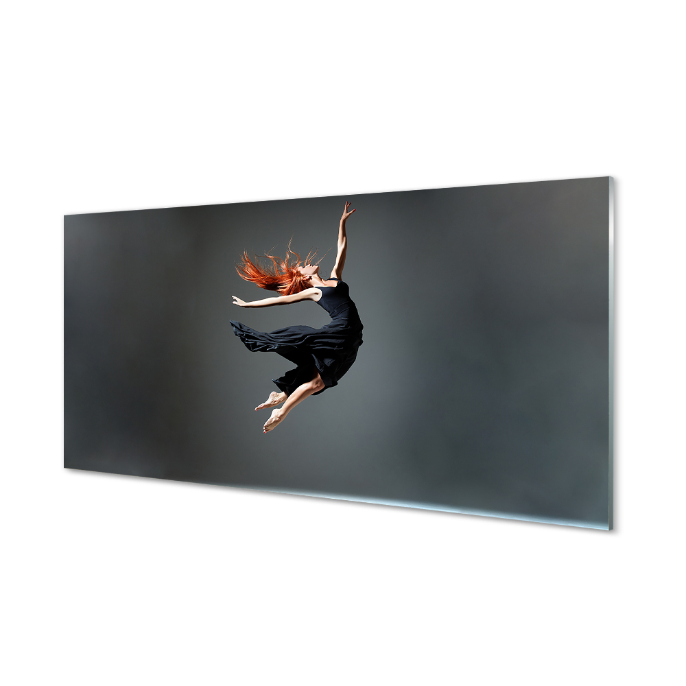 Vörös hajú nő fekete ruhában Üvegkép nyomtatás