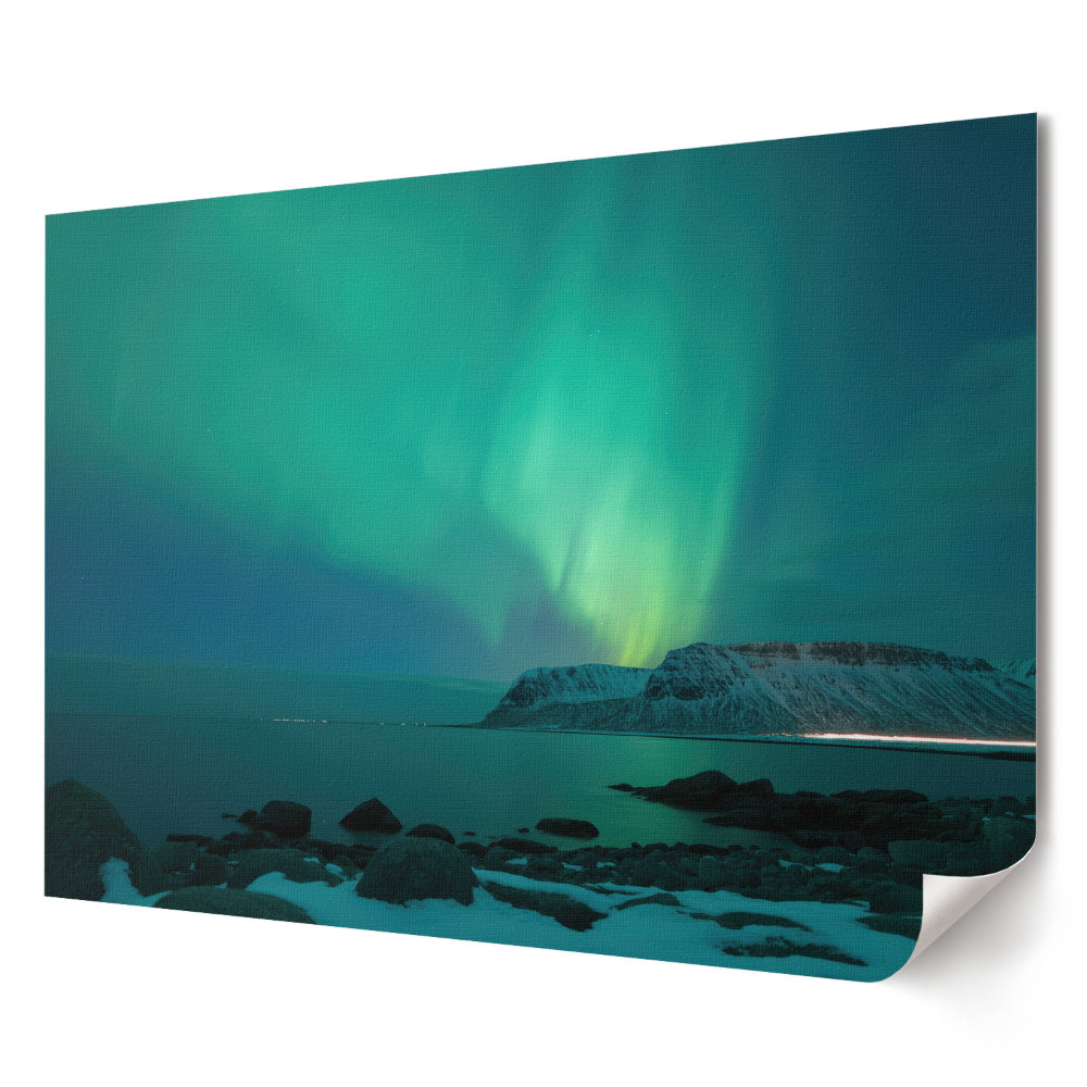 Plakát Aurora Borealis egy fagyos táj felett