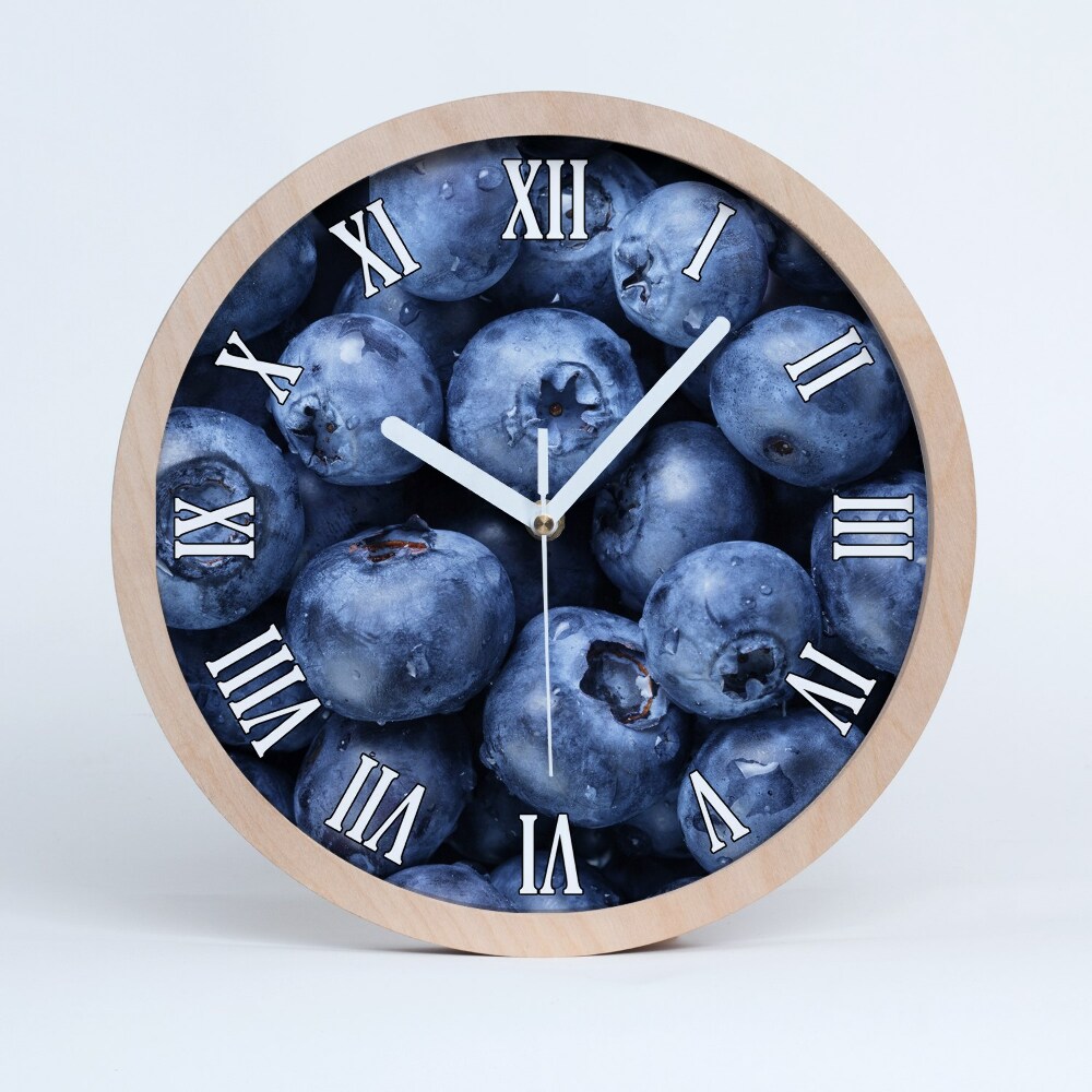 Fából készült óra Bogyók