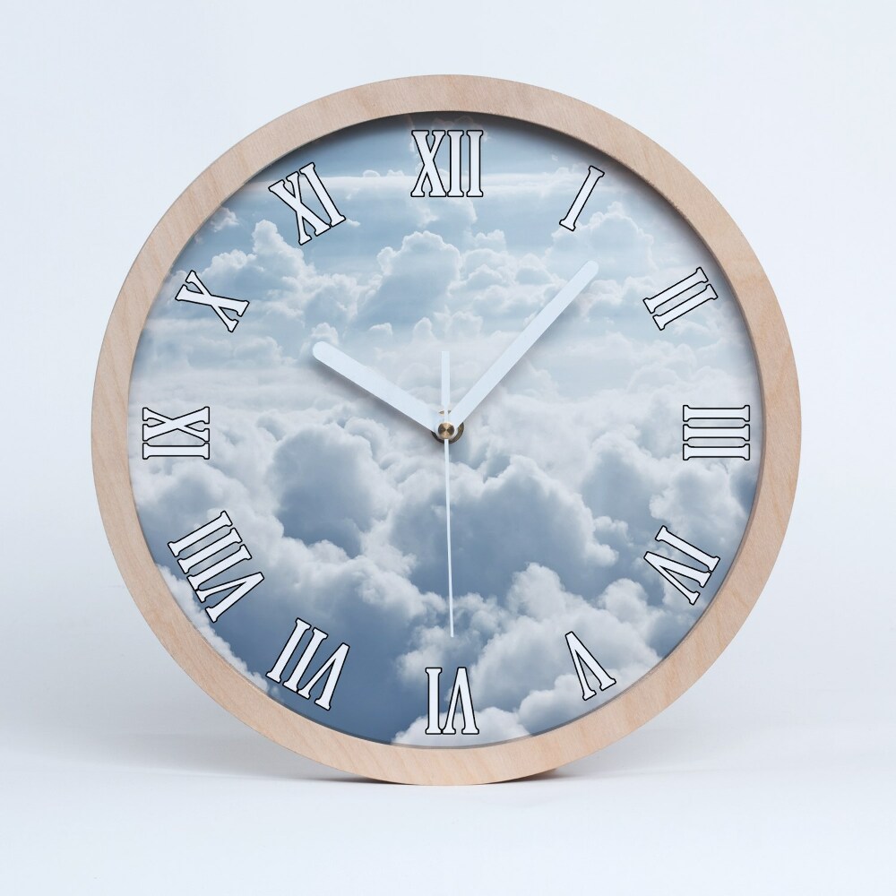 Kerek fa óra Felhők madártávlatból