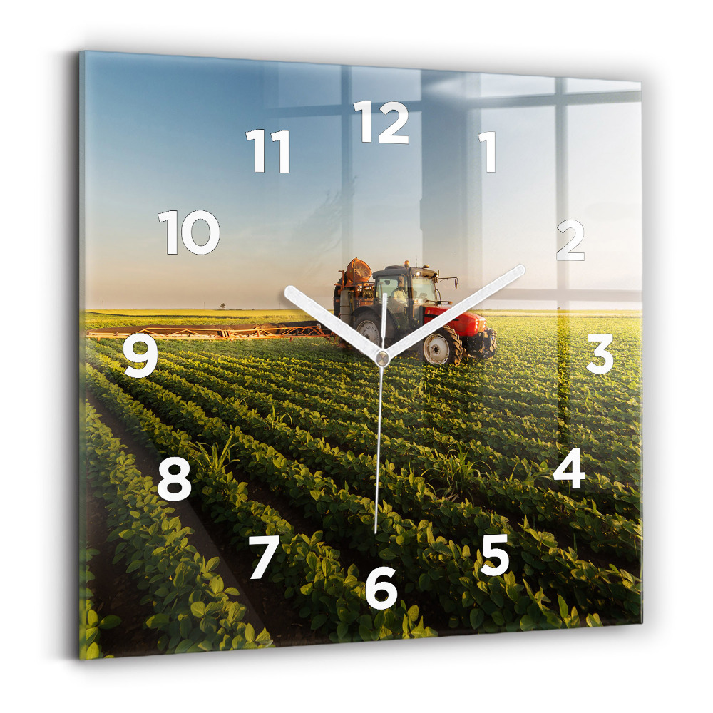 Négyzet alakú üvegóra 30x30 Traktor egy mezőgazdasági területen