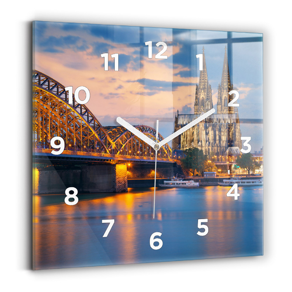 Szögletes fali üvegóra 30x30 Kilátás a városházára