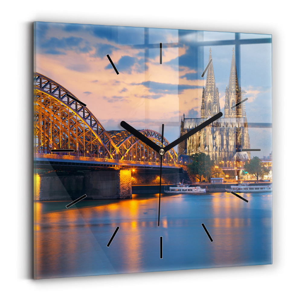 Szögletes fali üvegóra 30x30 Kilátás a városházára