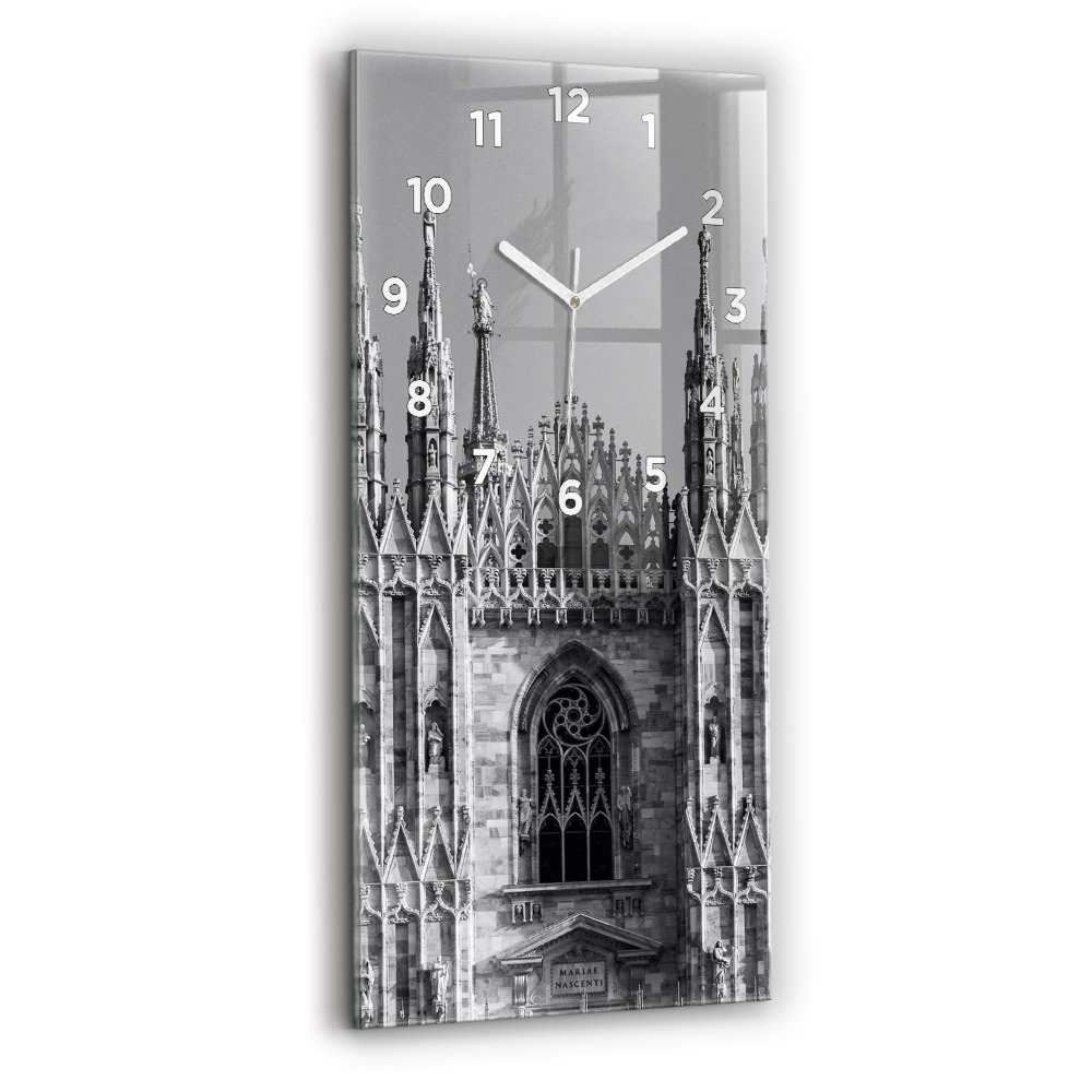 Téglalap alakú üvegóra Duomo di Milano katedrális