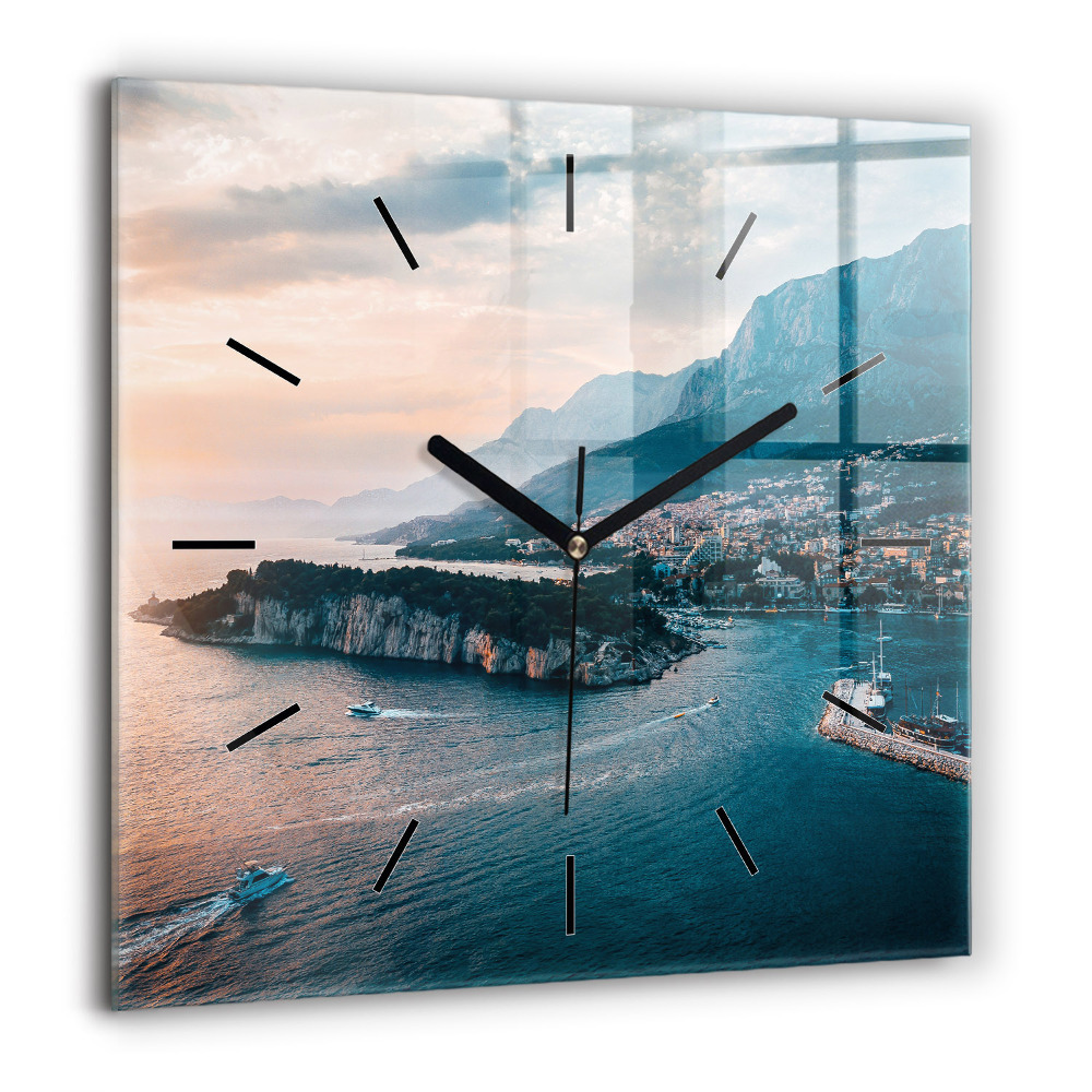 Négyzet alakú üvegóra 60x60 Sziget Horvátországban