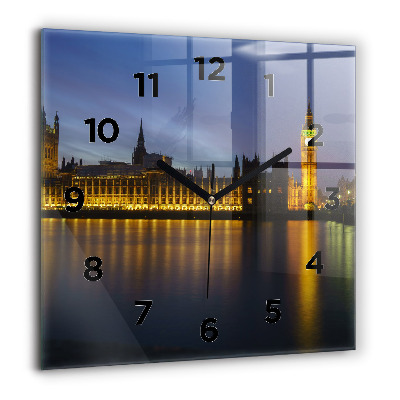 Négyzetes üvegóra 60x60 Winchester palota Londonban